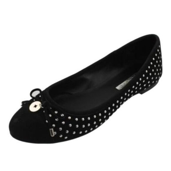 NEW BCBGeneration Women Wallee Black Suede Dotted Chrome Stud Bow Ballet Flat - Picture 2 of 3